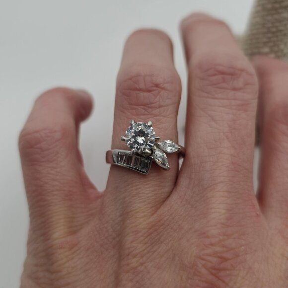 Size 7.25 Sterling Silver Beautiful Pattern Cubic Zirconia Gems Ring A3814 - Picture 5 of 9